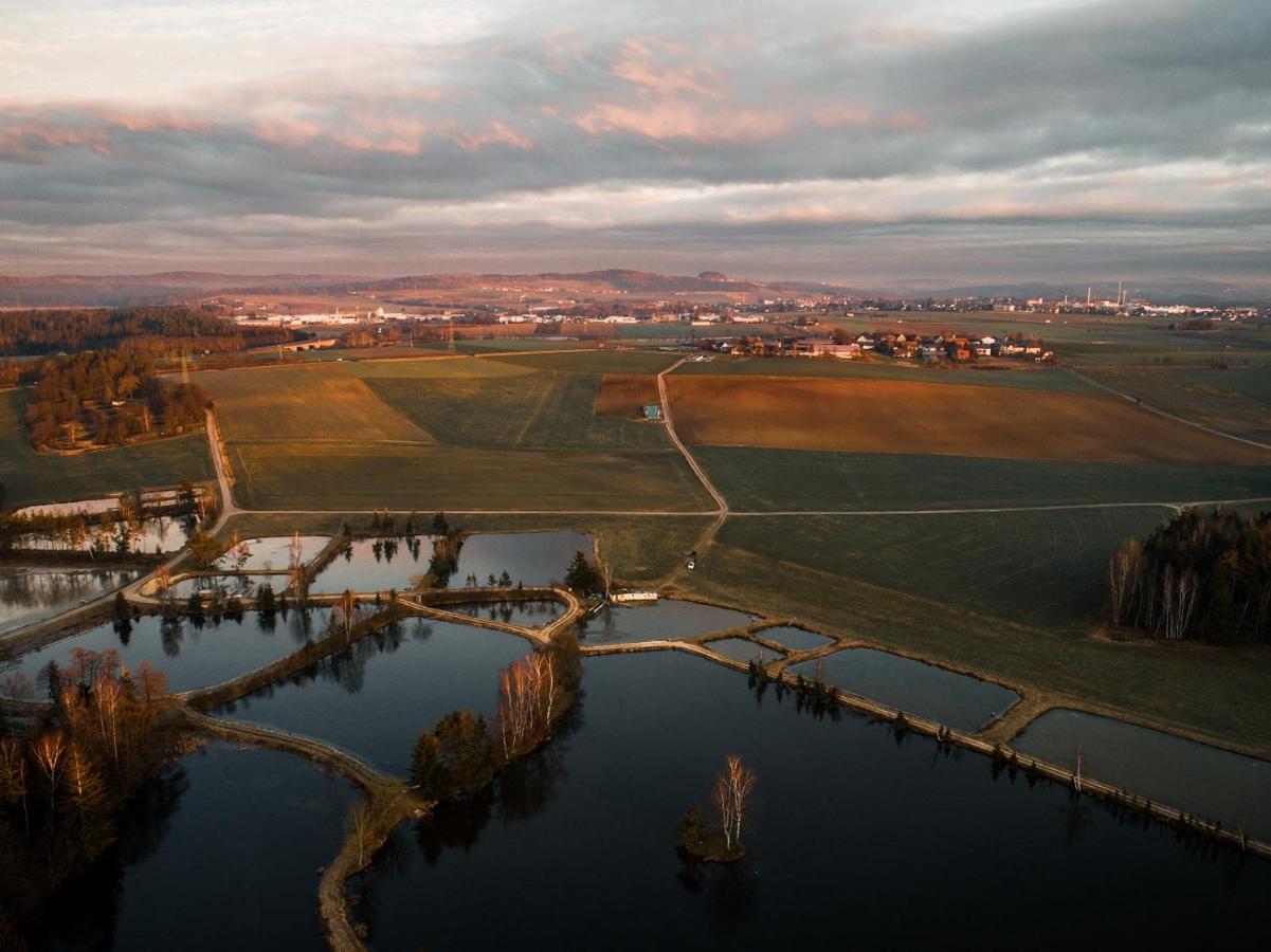 Готель Fischhof Beer Mitterteich Екстер'єр фото