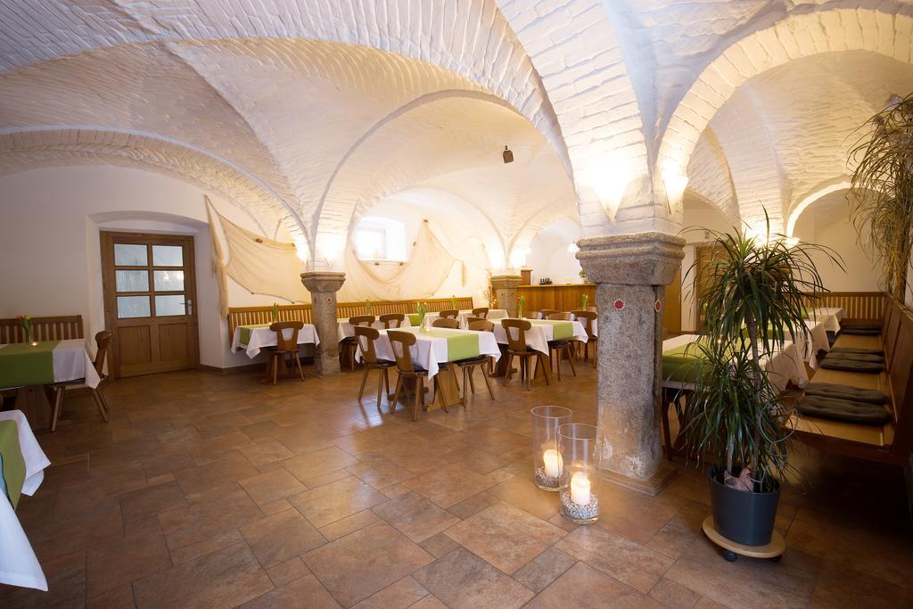 Готель Fischhof Beer Mitterteich Екстер'єр фото