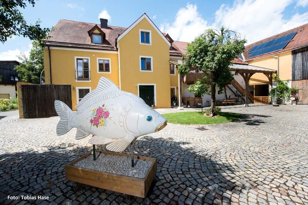 Готель Fischhof Beer Mitterteich Екстер'єр фото